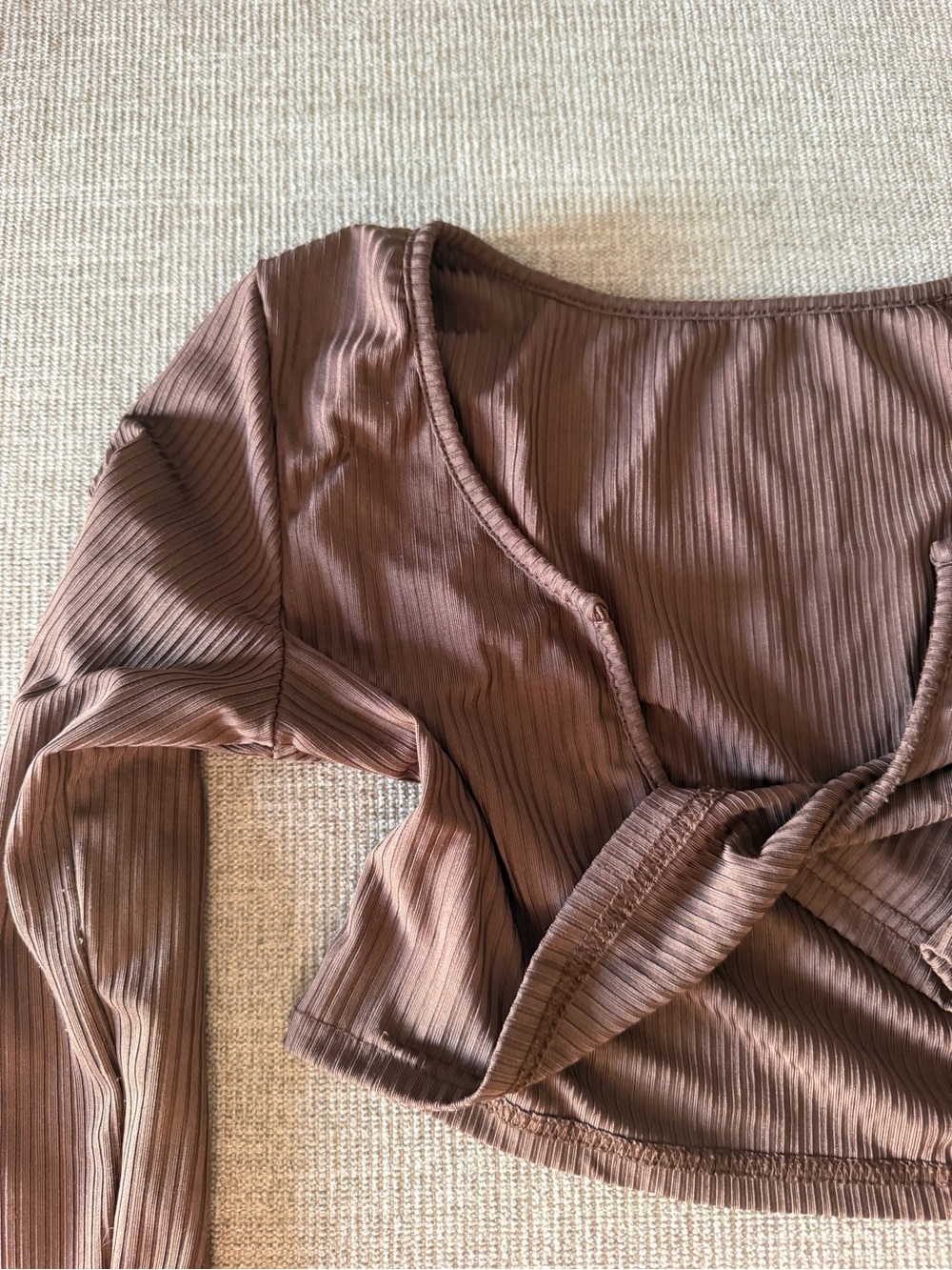 Ribbed Long-Sleeve Twist-Front Crop Top - Brown - Picture 2 of 2